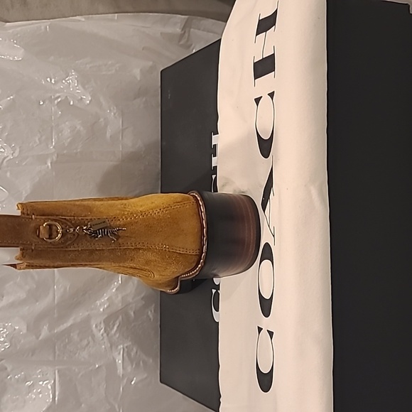 NWT Coach Bowery Chelsea Ankle Boot in Camel Size 5 - Picture 3 of 6